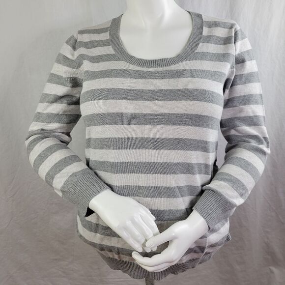 Old Navy Striped Gray and White Cotton Sweater‎ - Picture 1 of 10